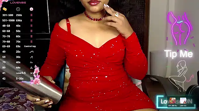 Snapshot of VixenNandhu chatting on 08.05.26 VixenNandhu online show from 08.05.26