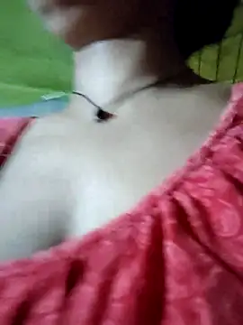 Snapshot of Sweet-runi chatting on 04.24.26 Sweet-runi online show from 04.24.26