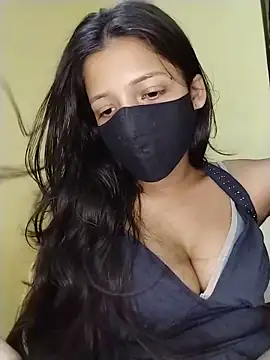 Naina-hott online show from 05.12.26