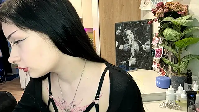 Snapshot of annicefeel chatting on 02.19.26 annicefeel online show from 02.19.26