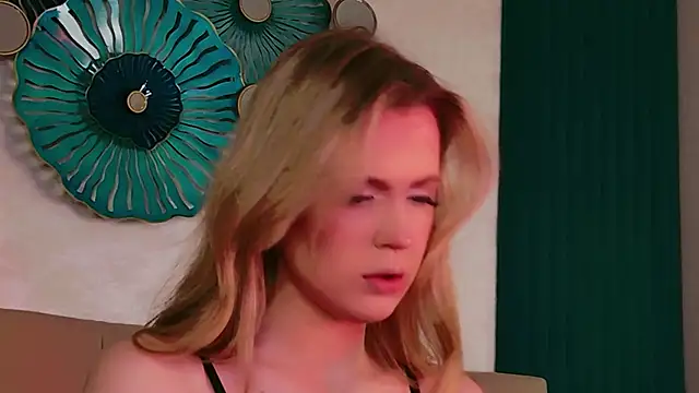 Beckie White online show from 04.02.26