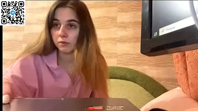 Snapshot of LovelySilk_63 chatting on 03.04.26 LovelySilk 63 online show from 03.04.26