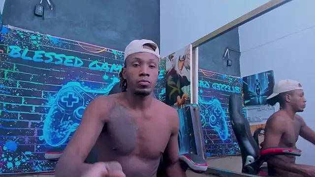 Jeanpieroo26 online show from 02.12.26