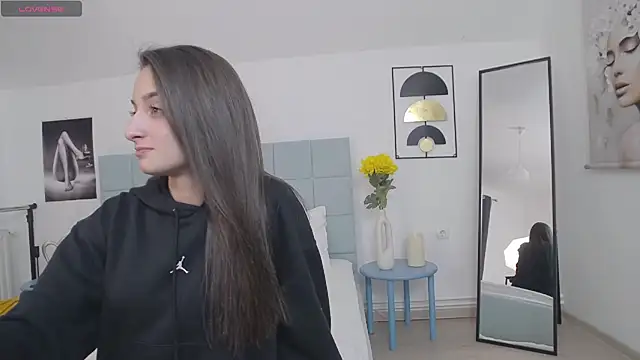 AmalliaJade online show from 02.16.26