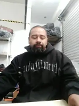 Snapshot of OMARMEX1 chatting on 04.10.26 OMARMEX1 online show from 04.10.26