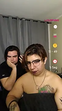 Snapshot of Velvetmony23 chatting on 07.16.26 Velvetmony23 online show from 07.16.26