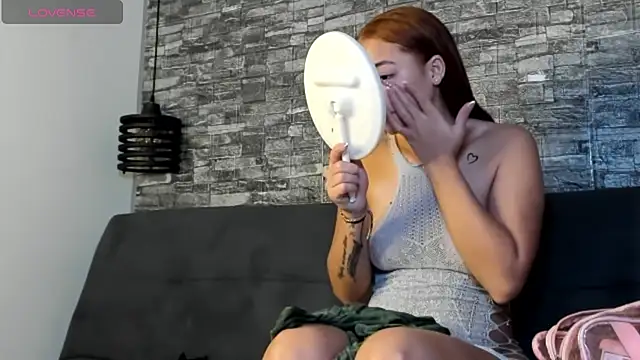 ASHLEY COLLINS1 online show from 02.11.26