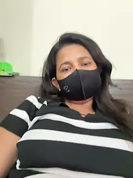 raavigirl online show from 02.27.26