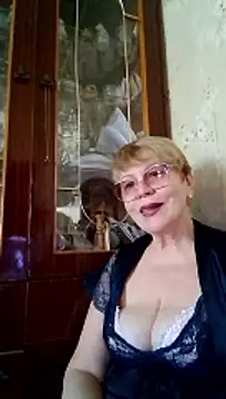 Snapshot of SophieBurns chatting on 07.14.26 SophieBurns online show from 07.14.26