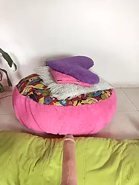 AnnieWestley online show from 04.18.26