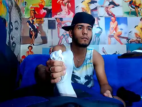 warmNoah online show from 04.15.26