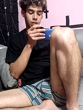 Snapshot of baby_22cm chatting on 02.05.26 baby 22cm online show from 02.05.26