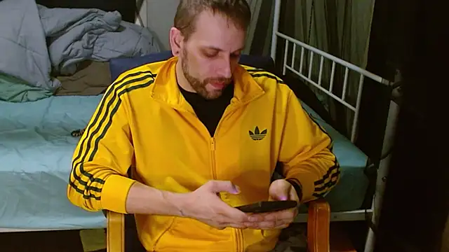 Snapshot of cguffey2284 chatting on 02.18.26 cguffey2284 online show from 02.18.26