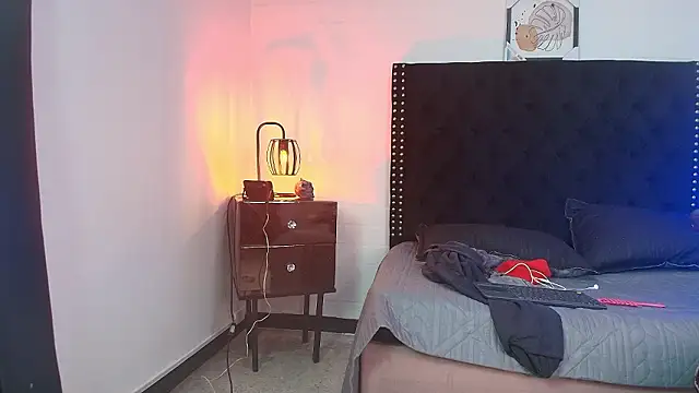 Axell Kussh online show from 02.20.26