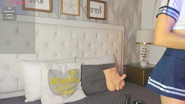 luna forever7 online show from 04.06.26