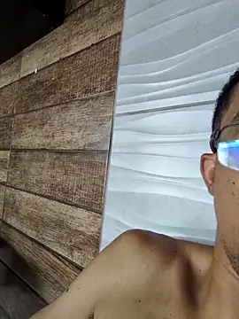 MOREN044 online show from 03.17.26