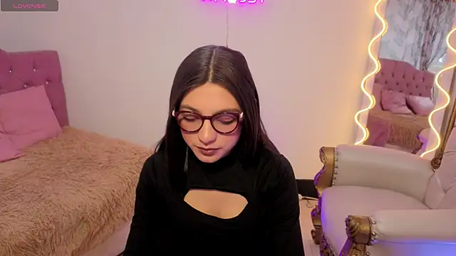 Snapshot of MAHYRA_TAY chatting on 03.04.26 MAHYRA TAY online show from 03.04.26