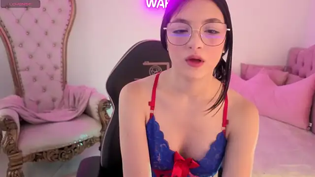 Snapshot of MAHYRA_TAY chatting on 07.17.26 MAHYRA TAY online show from 07.17.26