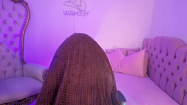 Snapshot of MAHYRA_TAY chatting on 07.25.26 MAHYRA TAY online show from 07.25.26