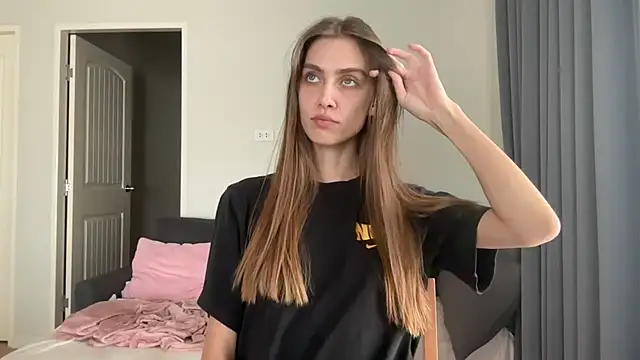 Snapshot of SonyaSweety chatting on 03.02.26 SonyaSweety online show from 03.02.26