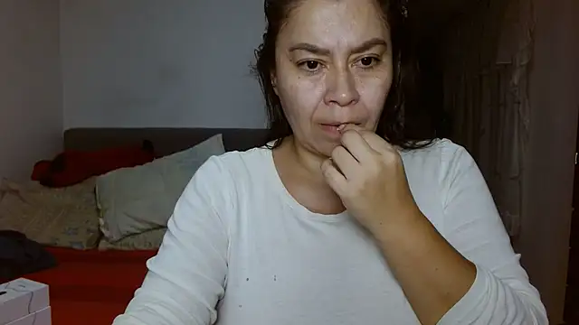 Karo sexy online show from 12.24.24