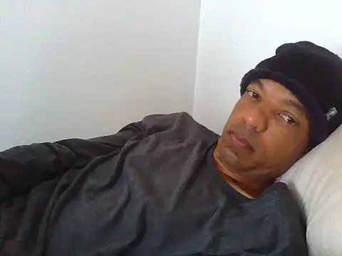 Snapshot of lavelle26 chatting on 02.14.26 lavelle26 online show from 02.14.26