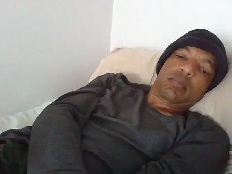 Snapshot of lavelle26 chatting on 02.15.26 lavelle26 online show from 02.15.26