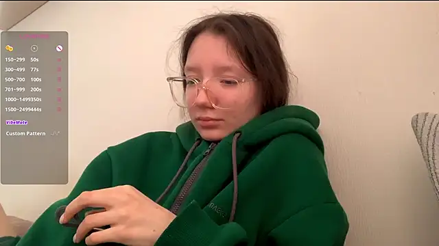 Snapshot of LakendraNoren chatting on 02.13.26 LakendraNoren online show from 02.13.26