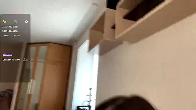 Snapshot of LakendraNoren chatting on 02.14.26 LakendraNoren online show from 02.14.26