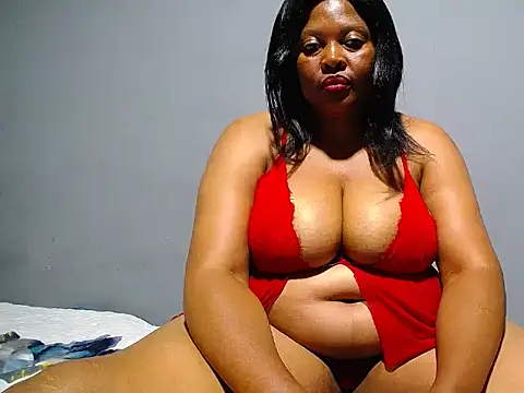 Snapshot of SEXYBUSTYEBONYXX chatting on 02.11.26 SEXYBUSTYEBONYXX online show from 02.11.26