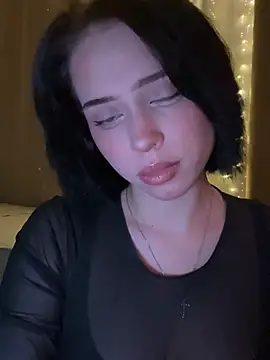  luna fox  online show from 02.17.26