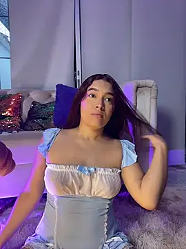 Emily Harpeer online show from 07.03.26
