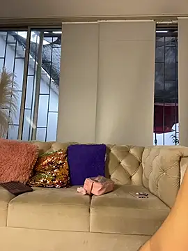 Emily Harpeer online show from 07.12.26