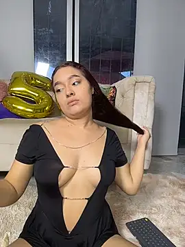 Emily Harpeer online show from 07.18.26