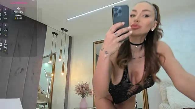 ElinaMoon  online show from 03.08.26