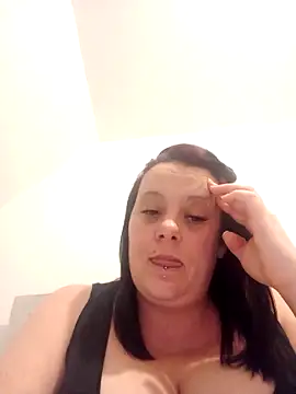 Snapshot of louisa36 chatting on 03.01.26 louisa36 online show from 03.01.26