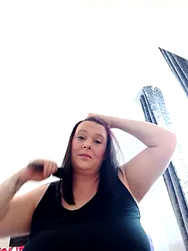 Snapshot of louisa36 chatting on 03.04.26 louisa36 online show from 03.04.26