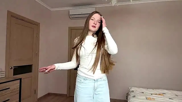 Snapshot of Milayouknow chatting on 02.19.26 Milayouknow online show from 02.19.26