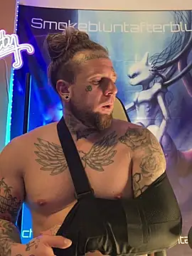 Smokebluntafterblunt online show from 03.09.26