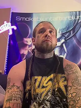 Smokebluntafterblunt online show from 04.19.26