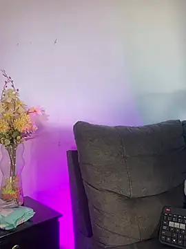 Kyliegolden online show from 04.18.26