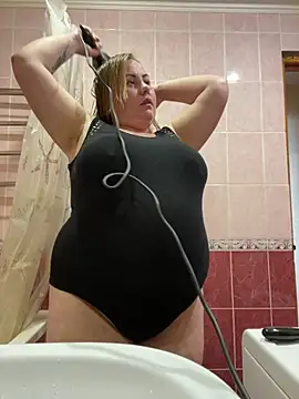 Mommy-girl-Lola online show from 03.02.26