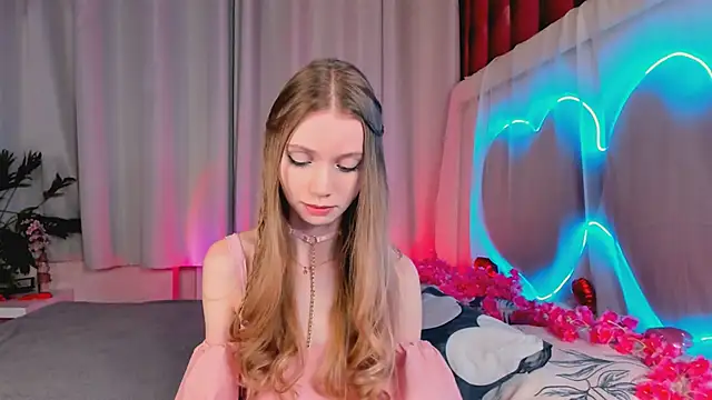 Snapshot of lada2k4 chatting on 02.14.26 lada2k4 online show from 02.14.26