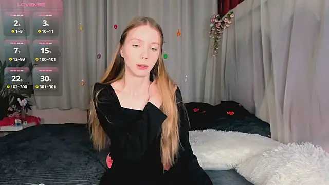 Snapshot of lada2k4 chatting on 05.11.26 lada2k4 online show from 05.11.26