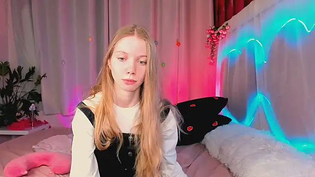 Snapshot of lada2k4 chatting on 06.05.26 lada2k4 online show from 06.05.26