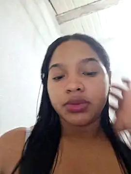 Snapshot of AnnaMil3J chatting on 03.03.26 AnnaMil3J online show from 03.03.26