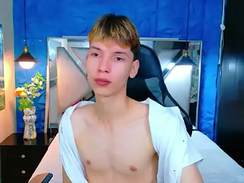 Snapshot of Liam_Green1 chatting on 02.28.26 Liam Green1 online show from 02.28.26