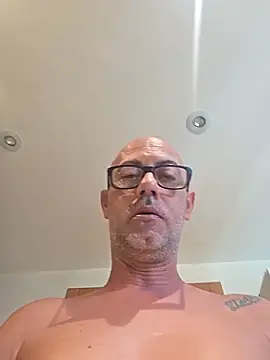 Snapshot of pareja47 chatting on 07.05.26 pareja47 online show from 07.05.26