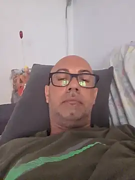 Snapshot of pareja47 chatting on 07.18.26 pareja47 online show from 07.18.26