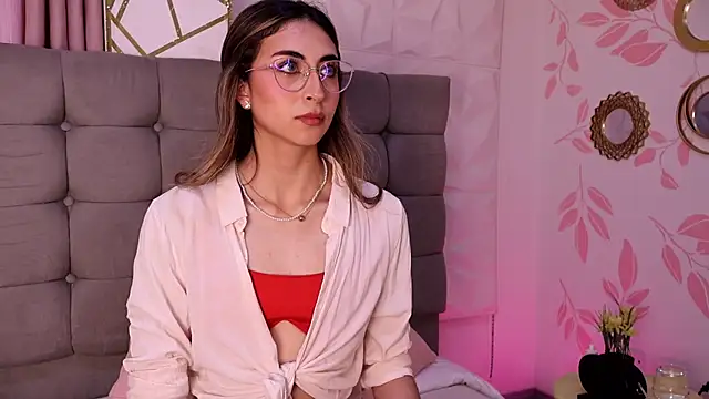 EmmaClark   online show from 02.28.26